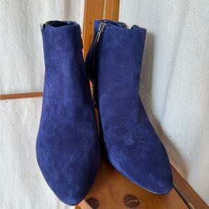 Vince Camuto Iylena Pointed Toe Bootie Ankle Boots